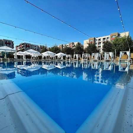 Alexhome Lux Apartment 27 Free Parking Bukares Bagian luar foto